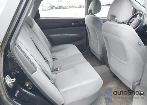 2005 Toyota Prius z USA, uszkodzony, nr VIN JTDKB20U353101301